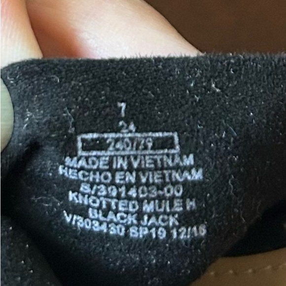 Black knotted mule Old Navy chunky heel sandals, sz 7, sexy, chic, party - Picture 4 of 4